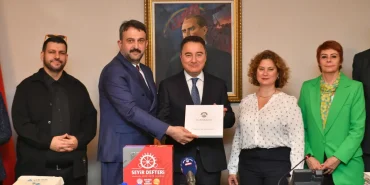 akk-baskani-yilmaz-deva-partisi-genel-baskani-babacani-ziyaret-etti-pdtYl4W3