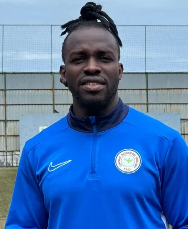 ali-sowe-rizespor-benim-icin-bir-ev-gibi-hSJ7y4br