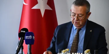 anadolu-osb-yonetim-kurulu-baskani-tuncay-anadolu-osbde-300-fabrika-ile-25-bin-kisiye-istihdam-hedef-H3Nur35f