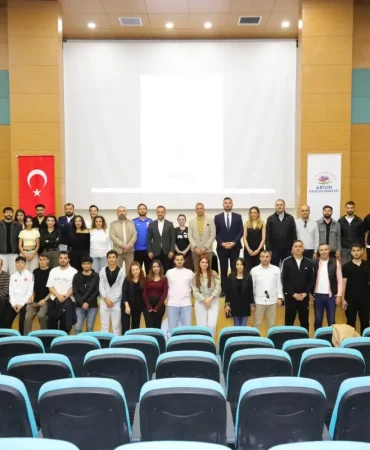 artvinde-sporda-etik-yaklasim-ve-cocugun-korunmasi-temali-egitim-programi-CGV15bmW