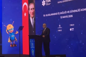 bakan-isikhandan-emeklilere-bayram-ikramiyesi-mujdesi-BdqFic6L