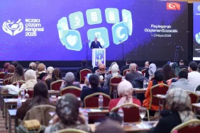 bakan-memisoglunun-katilimi-ile-eczacilik-ta-sorunlar-ele-alindi-fxXokmS4