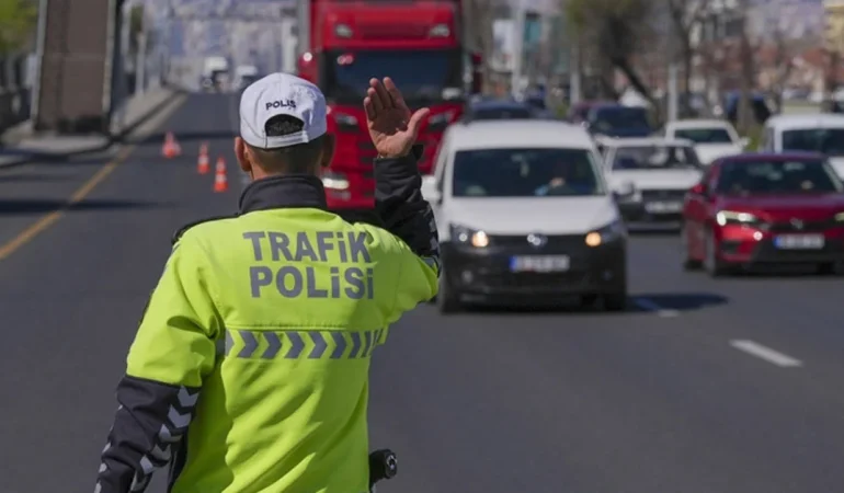 baskent-ankarada-bazi-yollar-trafige-kapatilacak-1xYK78Wc