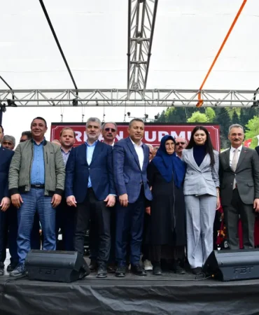 binlerce-katilimci-31-acisu-hidirellez-bahar-bayraminda-gonullerince-eglendiler-KYGDQWLZ