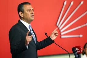chpde-grup-baskanligina-ozgur-ozel-secildi-QE2iz5me