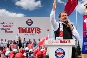 corumda-1-mayis-mitingi-memur-senden-adalet-ve-baris-mesaji-guJ83pyD