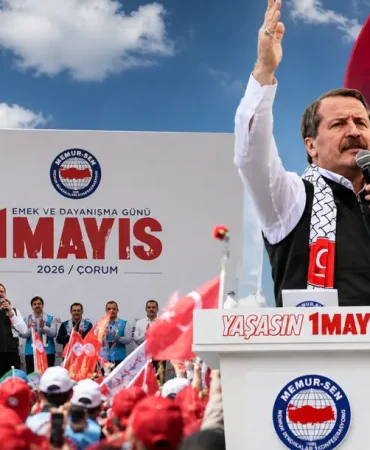 corumda-1-mayis-mitingi-memur-senden-adalet-ve-baris-mesaji-guJ83pyD