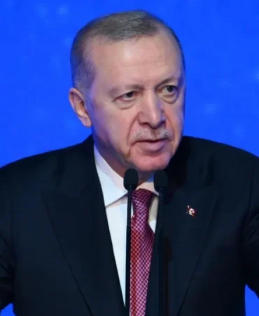 cumhurbaskani-erdogan-aile-milletimizin-siginabilecegi-guvenli-limandir-rX8oFS7X