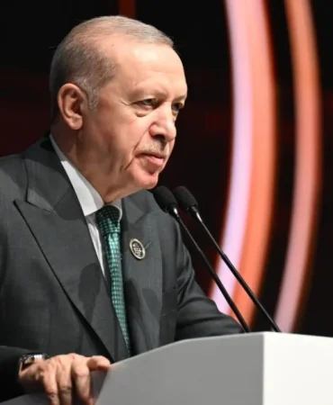 cumhurbaskani-erdogan-istanbulun-fethi-aydinligin-simgesidir-atSHuYTj