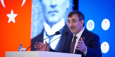 cumhurbaskani-yardimcisi-yilmaz-calisanlari-daima-merkeze-aldik-k9XIpFr5