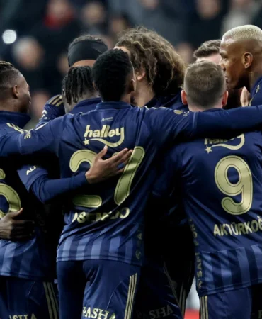 fenerbahcede-secim-hareketliligi-17-futbolcu-gonderilecek-NuykhJA0