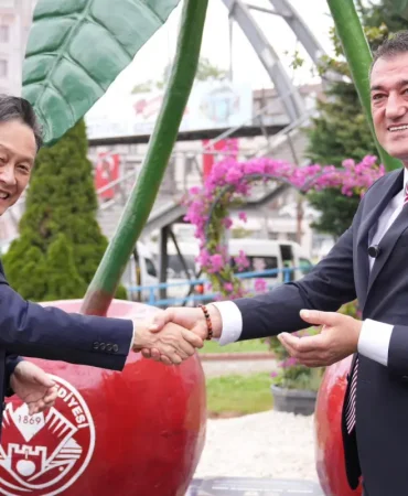 giresunun-japon-kardes-sehri-sagae-dostlu-aniti-torenle-acildi-0OMb9qw1