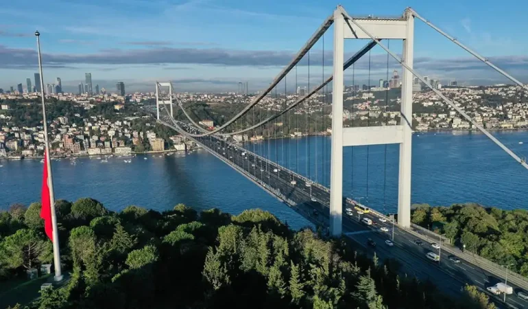 kurban-bayraminda-kopru-ve-otoyollar-ucretsiz-olacak-EetUXbMM