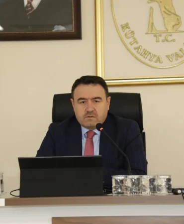 kutahya-valisi-isin-olaydan-susurluk-benzeri-bir-durum-cikarilmak-istendi-6E1k7EA9