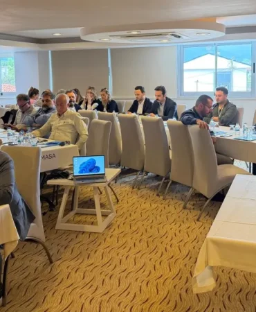ozbakderden-engelli-calistayi-bakim-hizmetlerinde-yeni-donem-masaya-yatirildi-wDpW6vdg