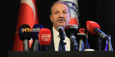 saglik-sen-genel-baskani-dogan-herkes-evindeyken-hemsire-gorev-basindadir-PNv8sjA9