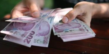 sosyal-yardimlarda-mayis-ayi-odemesi-basladi-VycAlMyn
