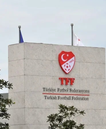 super-ligde-disiplin-sevkleri-11-kulup-pfdk-yolunda-2eSftY72