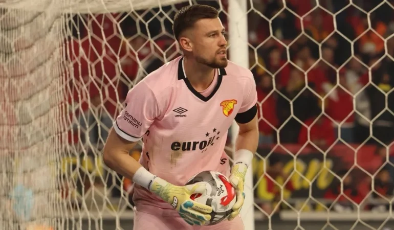 super-ligde-en-cok-sure-alan-futbolcu-belli-oldu-qn3DvTi1