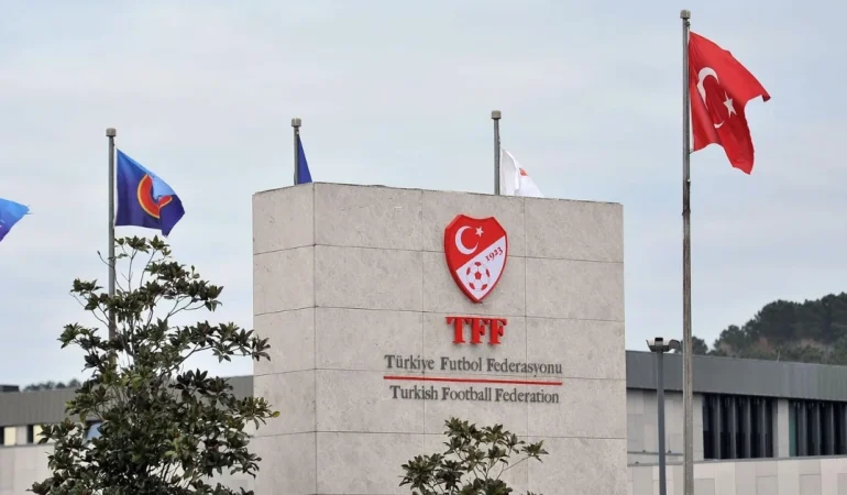 tff-acikladi-super-ligde-10-kulup-pfdkya-sevk-edildi-eEfIiffn