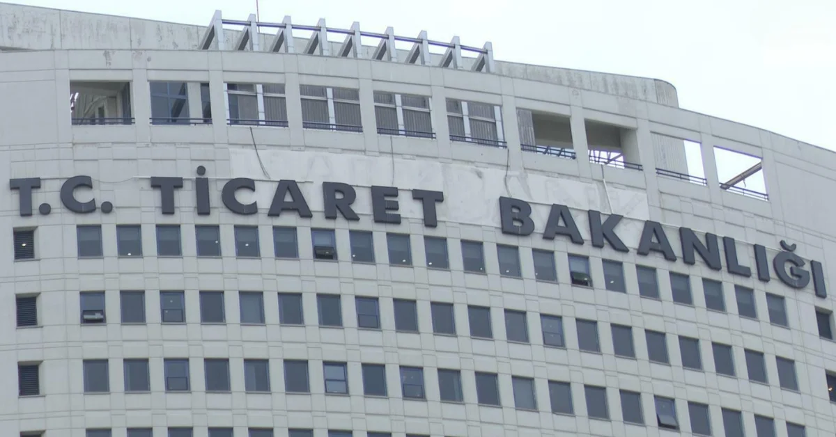 ticaret-bakanligindan-yaniltici-reklamlara-122-milyon-liralik-ceza-fKZJesHp