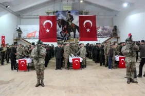 vatan-sevgisi-engel-tanimadi-erzurumda-duygu-dolu-toren-IkgHnJLV