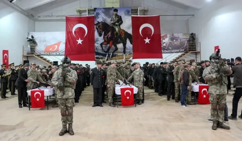 vatan-sevgisi-engel-tanimadi-erzurumda-duygu-dolu-toren-IkgHnJLV