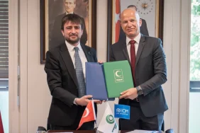 yesilay-ve-bmden-gocmenler-icin-ortak-adim-OSPJUE3K