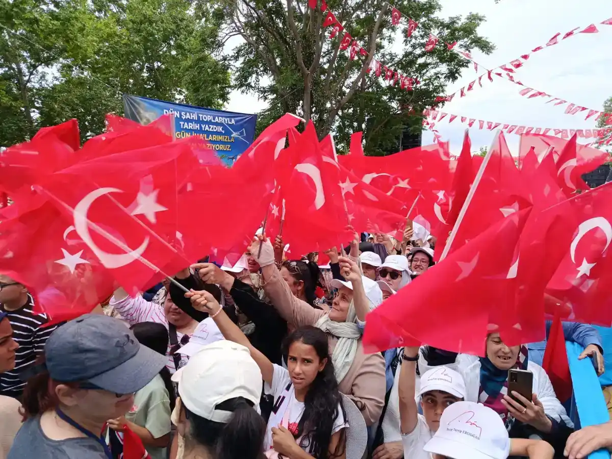cumhurbaskani-erdogan-meydandan-halka-seslenecek-106a2bf5bad16e1