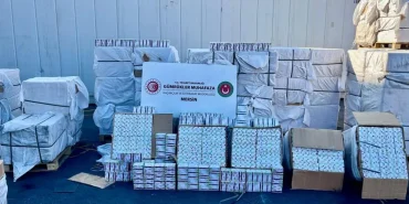 mersin-limaninda-5-milyar-liralik-kacak-ilac-operasyonu-aQEUtHgS