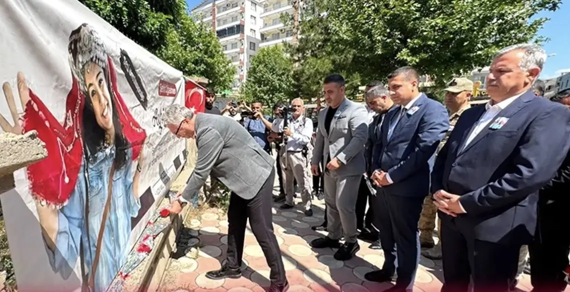 sehit-ogretmen-senay-aybuke-yalcin-kozlukta-dualarla-anildi-106a2971b732239